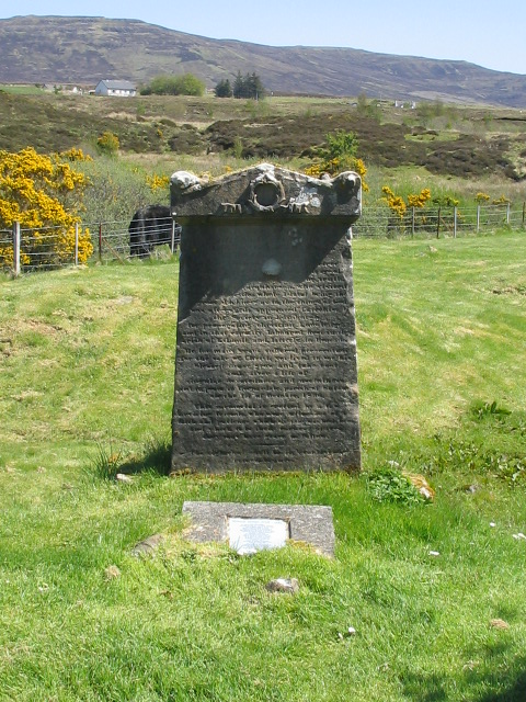 Donald Munro - Buried – photo 2