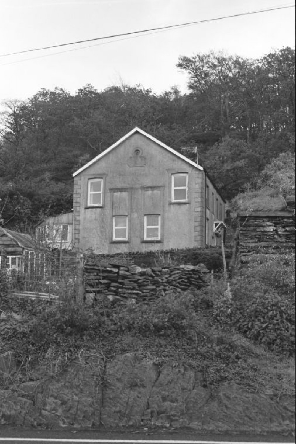 Ebenezer Wesleyan Methodist Chapel - Eglwys-Fach