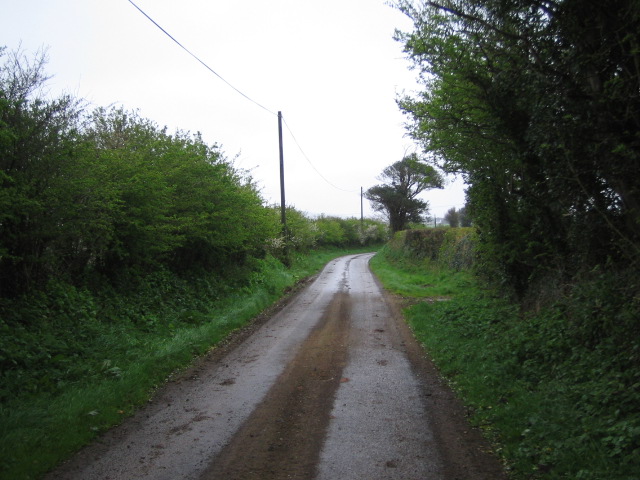 Lon-y-Dyffryn